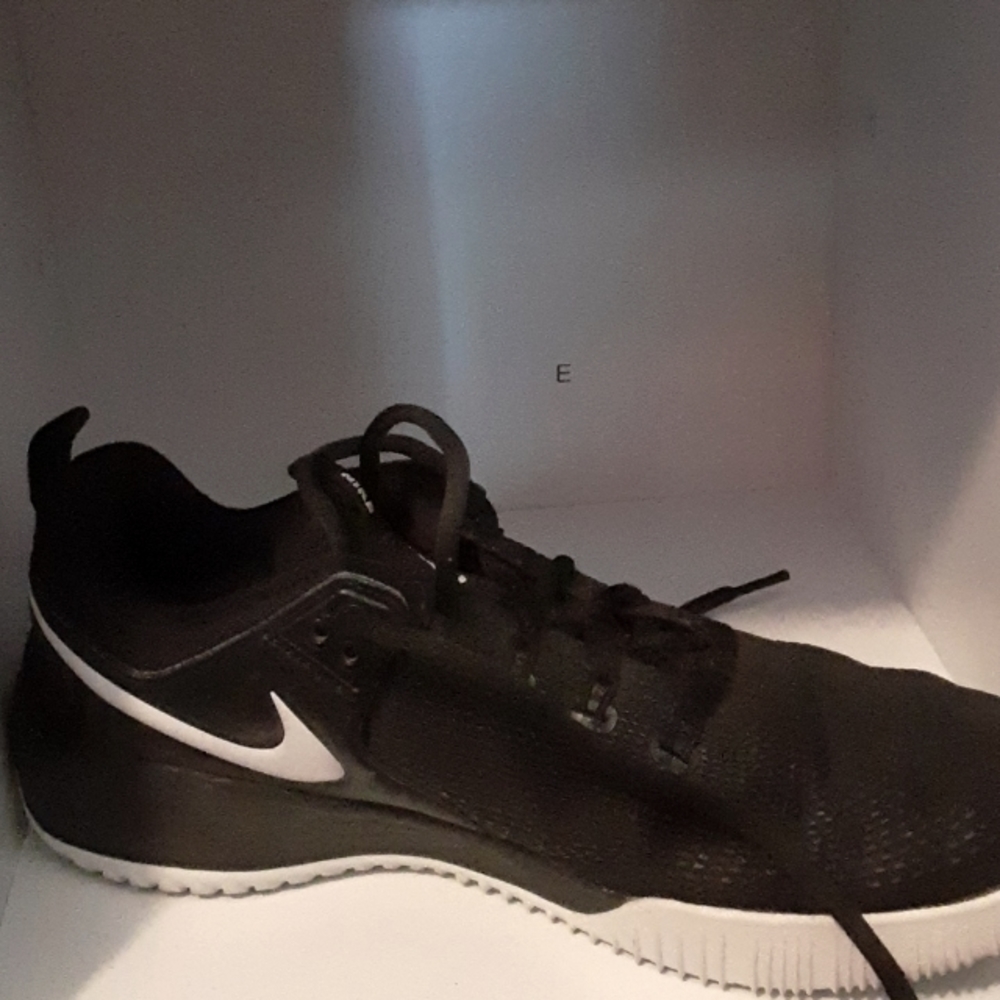 Nike white and black womens volleyball shoes
